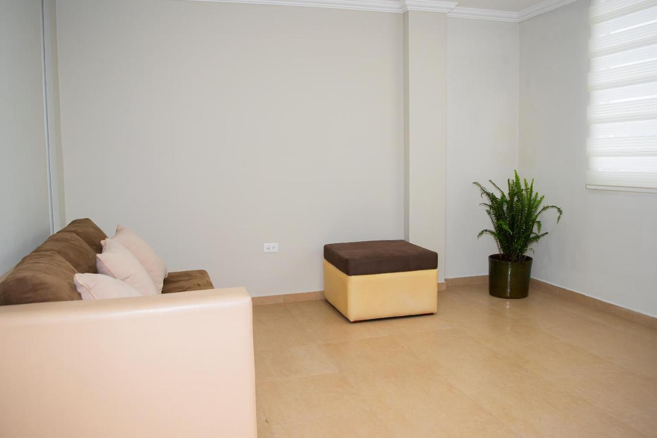 Illari Hotel Ριομπάμπα Εξωτερικό φωτογραφία
