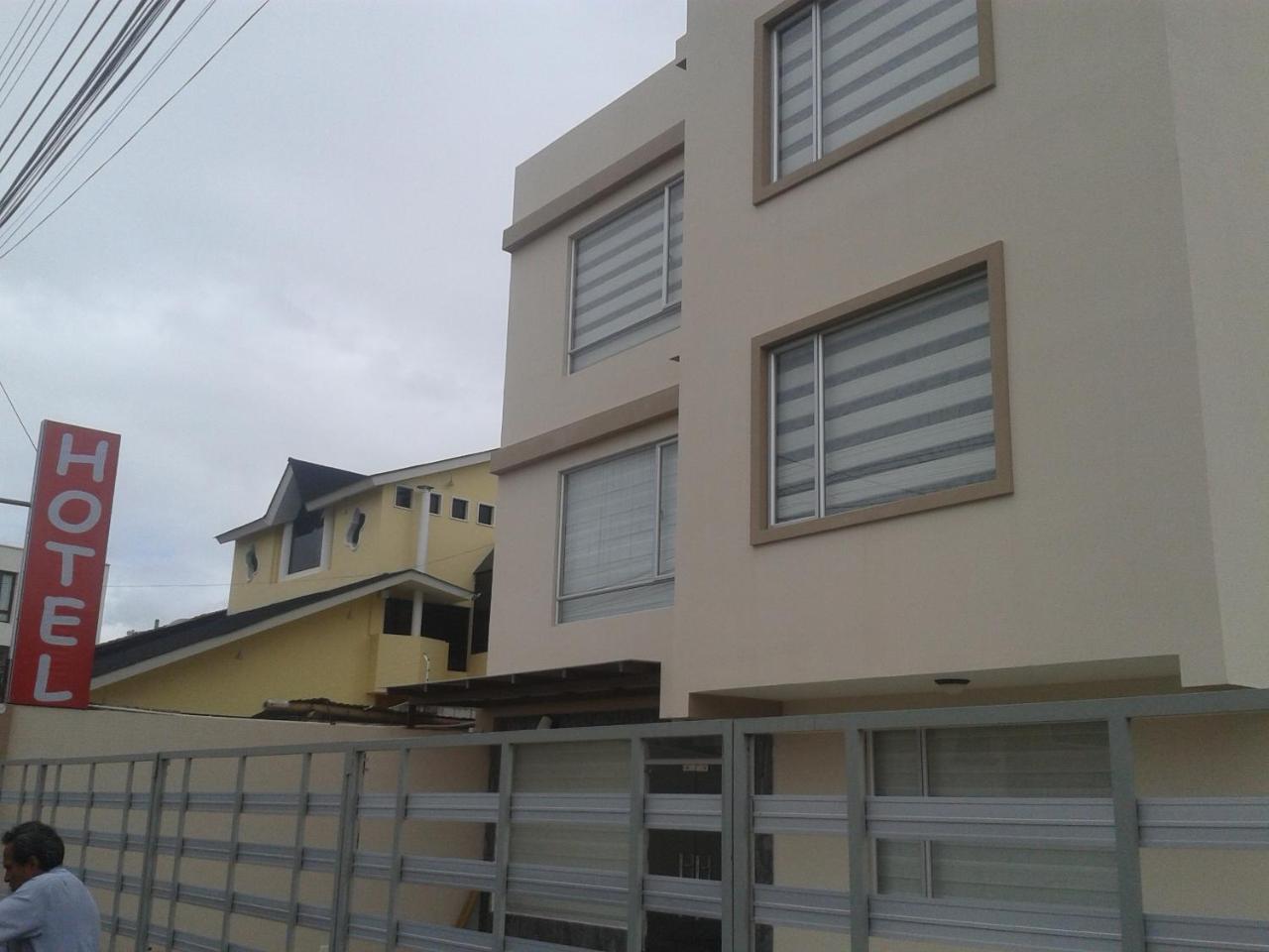 Illari Hotel Ριομπάμπα Εξωτερικό φωτογραφία