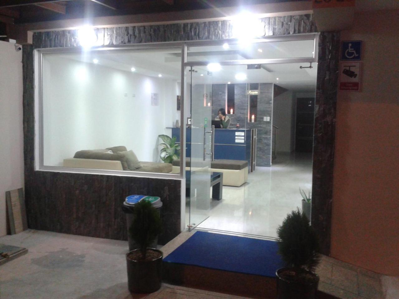 Illari Hotel Ριομπάμπα Εξωτερικό φωτογραφία